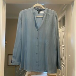 Eileen Fisher blue silk blouse (ml)